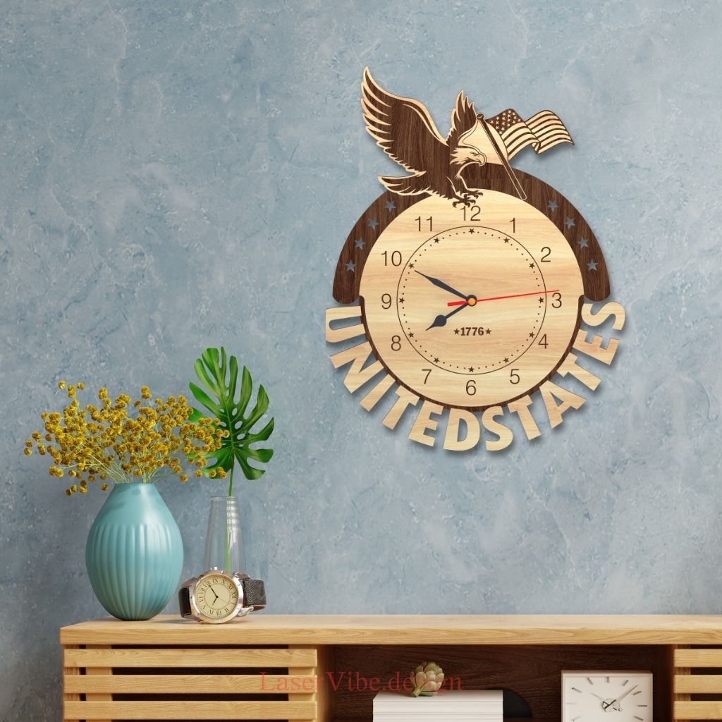 Đồng hồ treo tường gỗ hình đại bàng "United States"